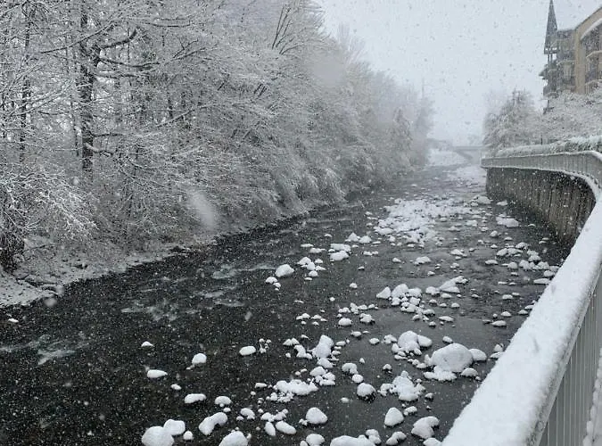 Vue Montagne Avec Wifi Appartement Saint-Lary-Soulan